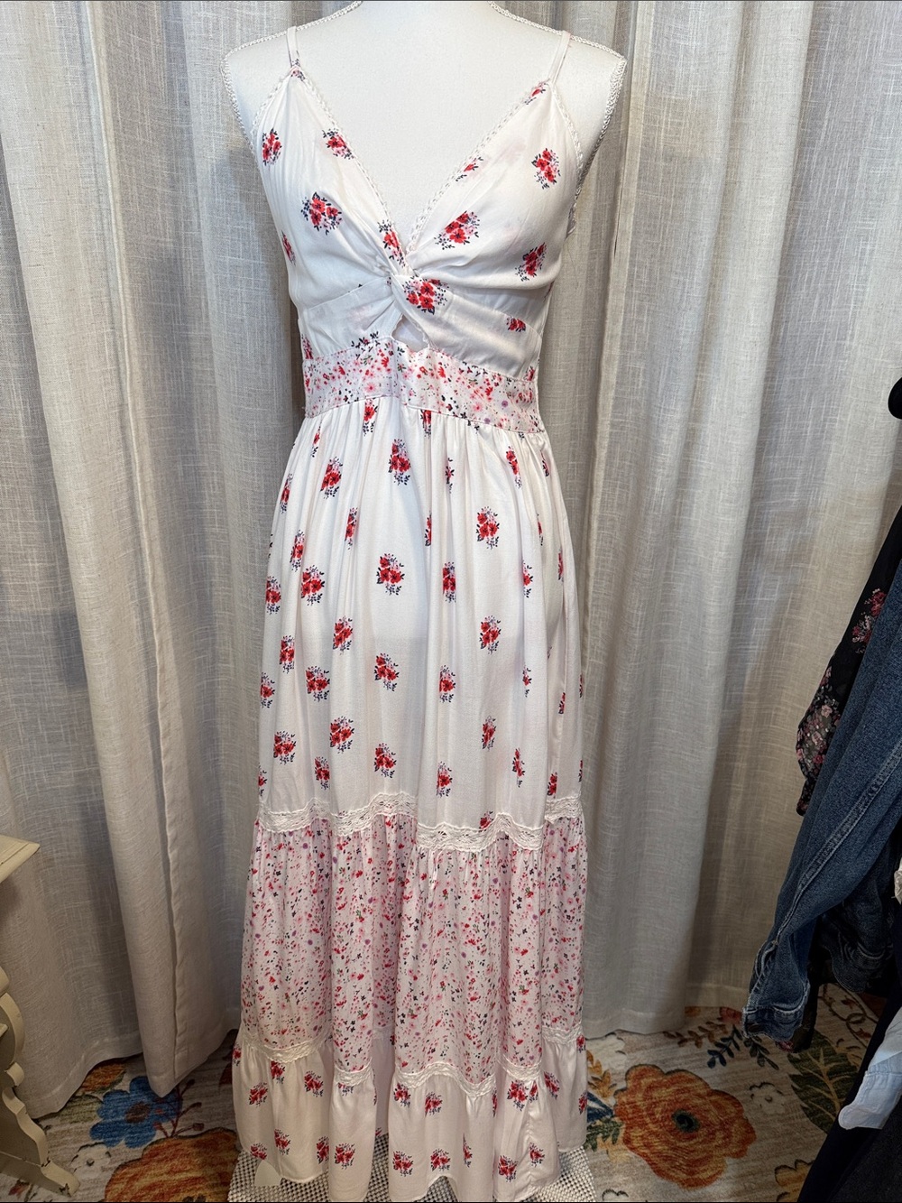 🌸 Angie Floral Twist-Front Maxi Dress | Size Large 🌸